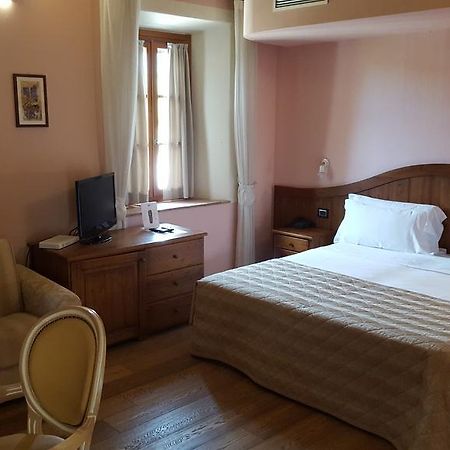 Hotel Cascina Canova Uggiate Eksteriør bilde