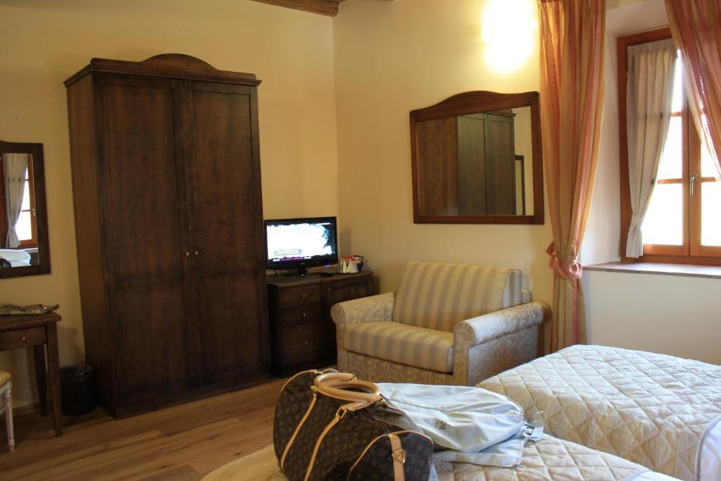 Hotel Cascina Canova Uggiate Eksteriør bilde