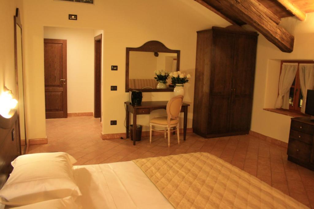 Hotel Cascina Canova Uggiate Eksteriør bilde