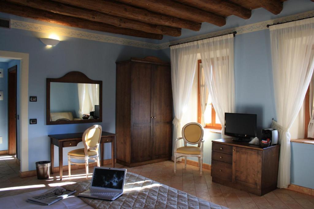 Hotel Cascina Canova Uggiate Eksteriør bilde