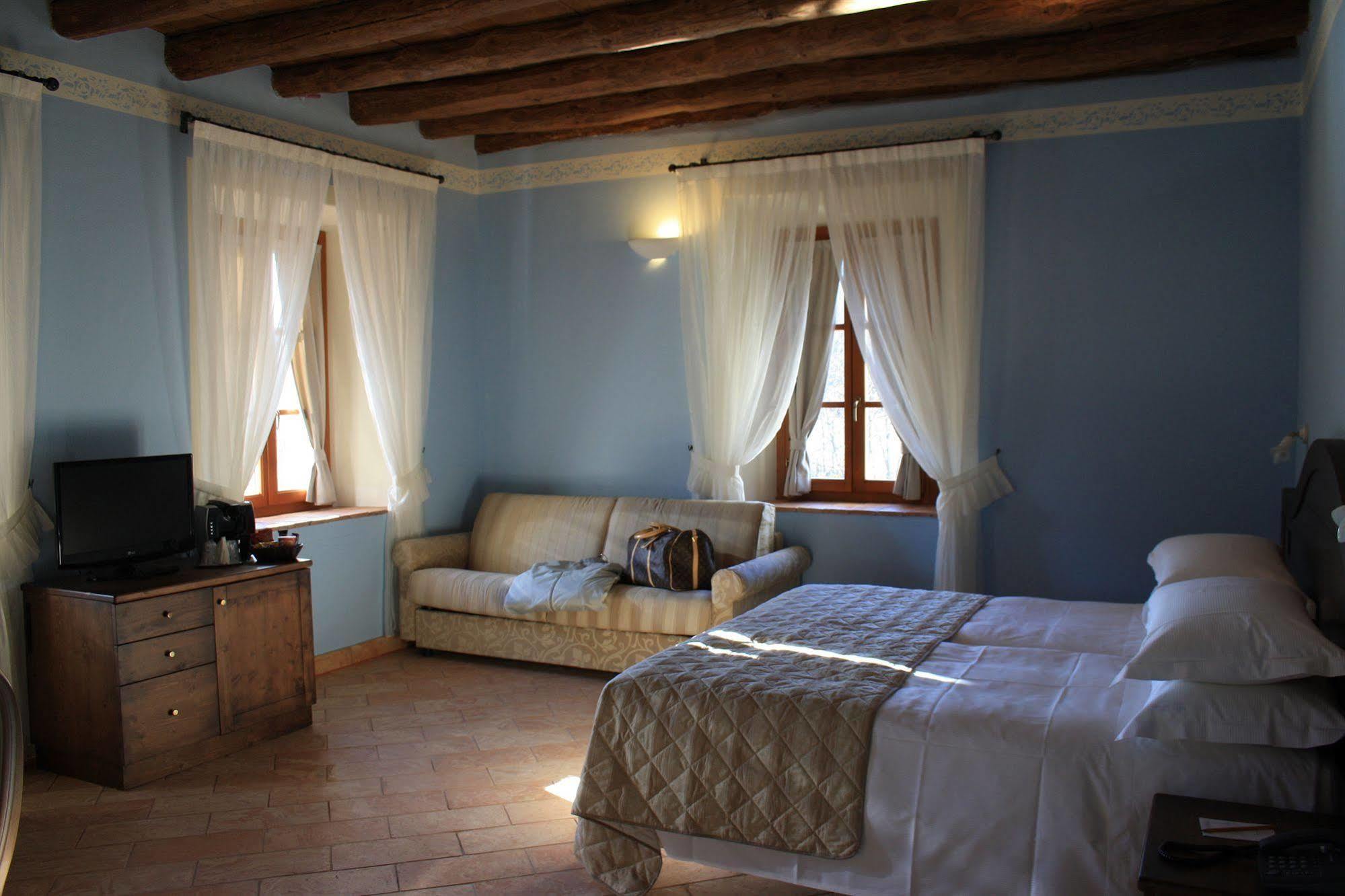 Hotel Cascina Canova Uggiate Eksteriør bilde