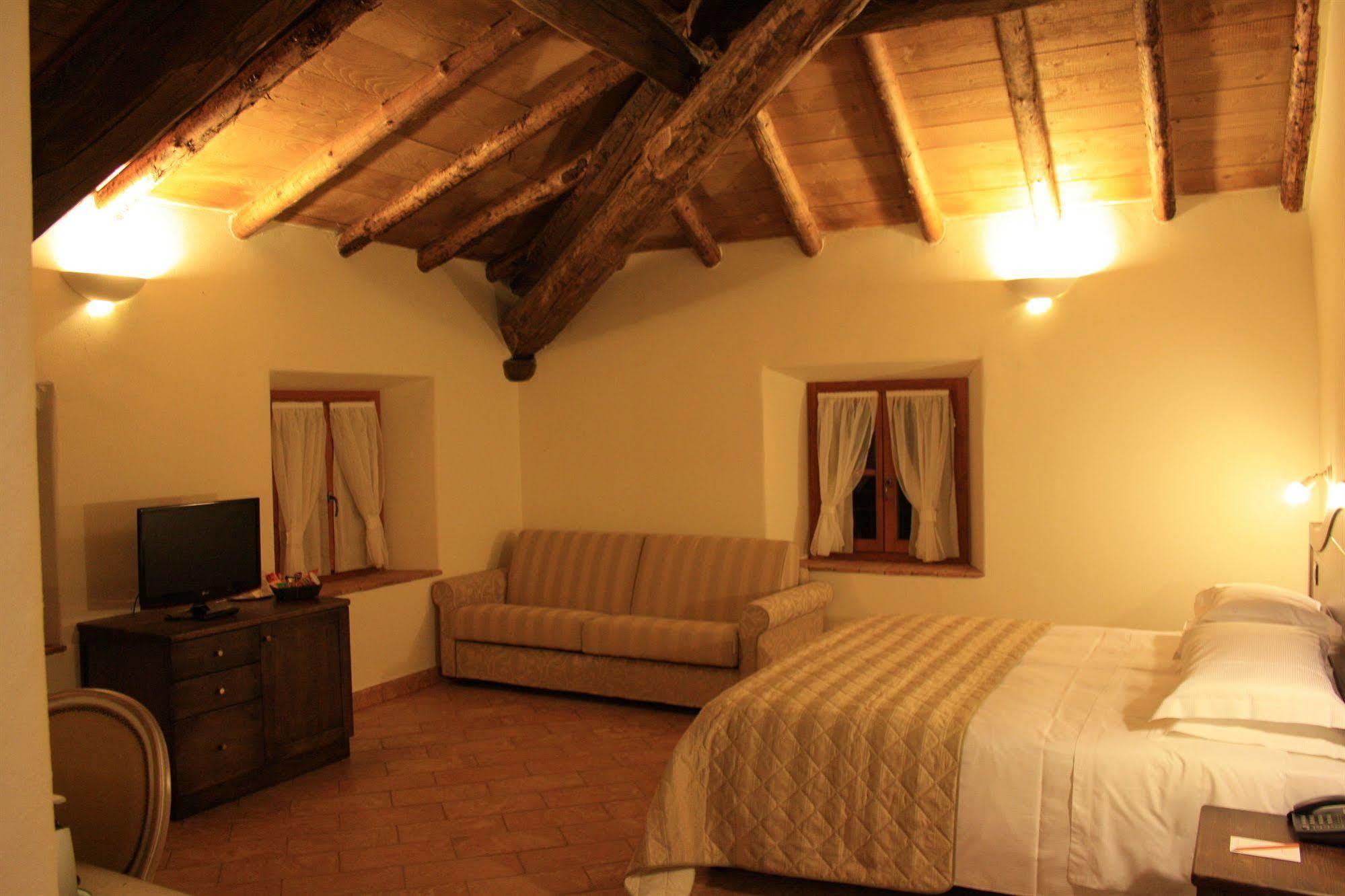 Hotel Cascina Canova Uggiate Eksteriør bilde